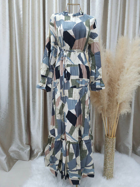 Abstract Pleated Dress | AlmazHijabi.Com