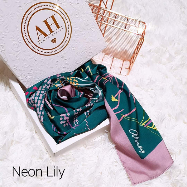 [EXCLUSIVE] Neon Series (Neon Lily)