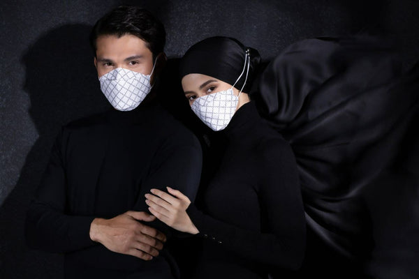 [100% AUTHENTIC] White Monogram KF94 Respirator (Earloop) by JOVIAN