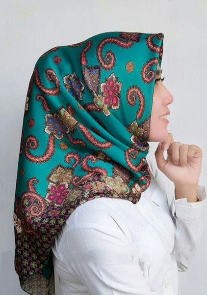 [EXCLUSIVE] Batik Series Square Shawl