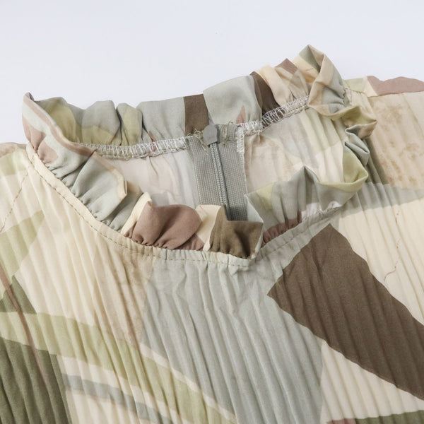 Abstract Pleated Dress | AlmazHijabi.Com