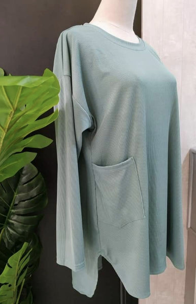 POCKET RIBBED TOP