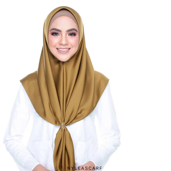 Musalmah Satin Square Shawl (Medallion) - Almaz Hijabi