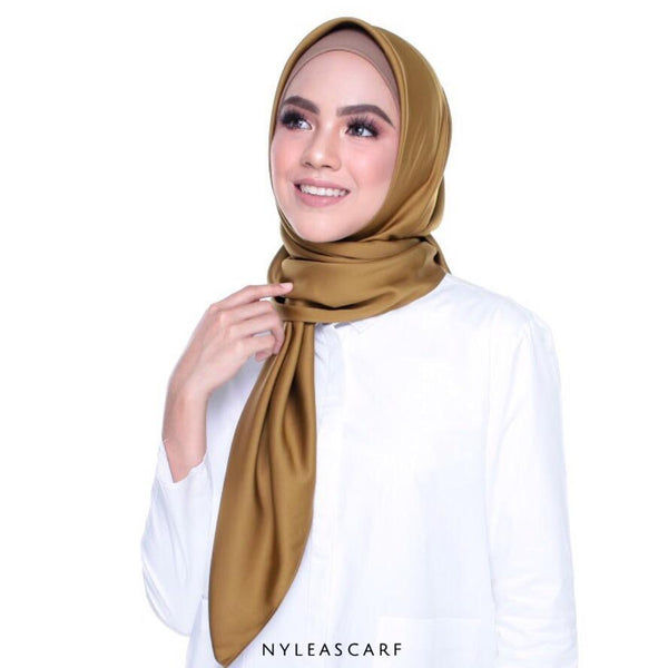 Musalmah Satin Square Shawl (Medallion) - Almaz Hijabi