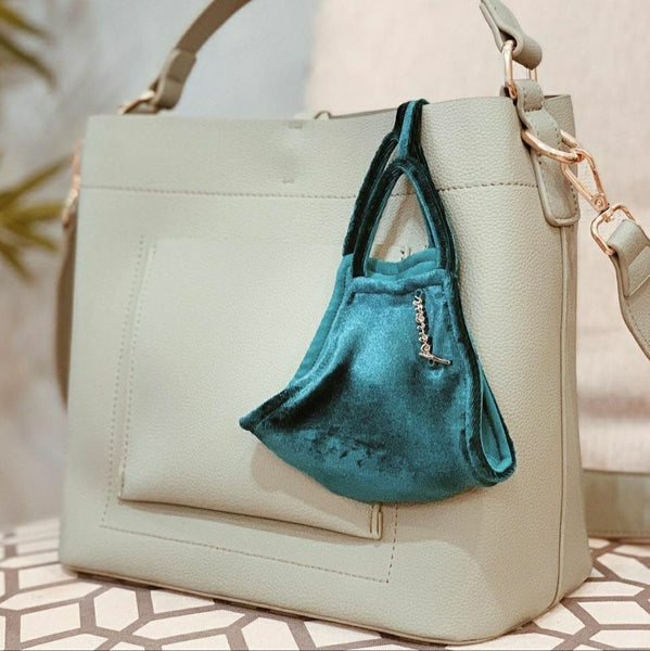 [100% AUTHENTIC] Silky Velvet Series Tie-On by JOVIAN